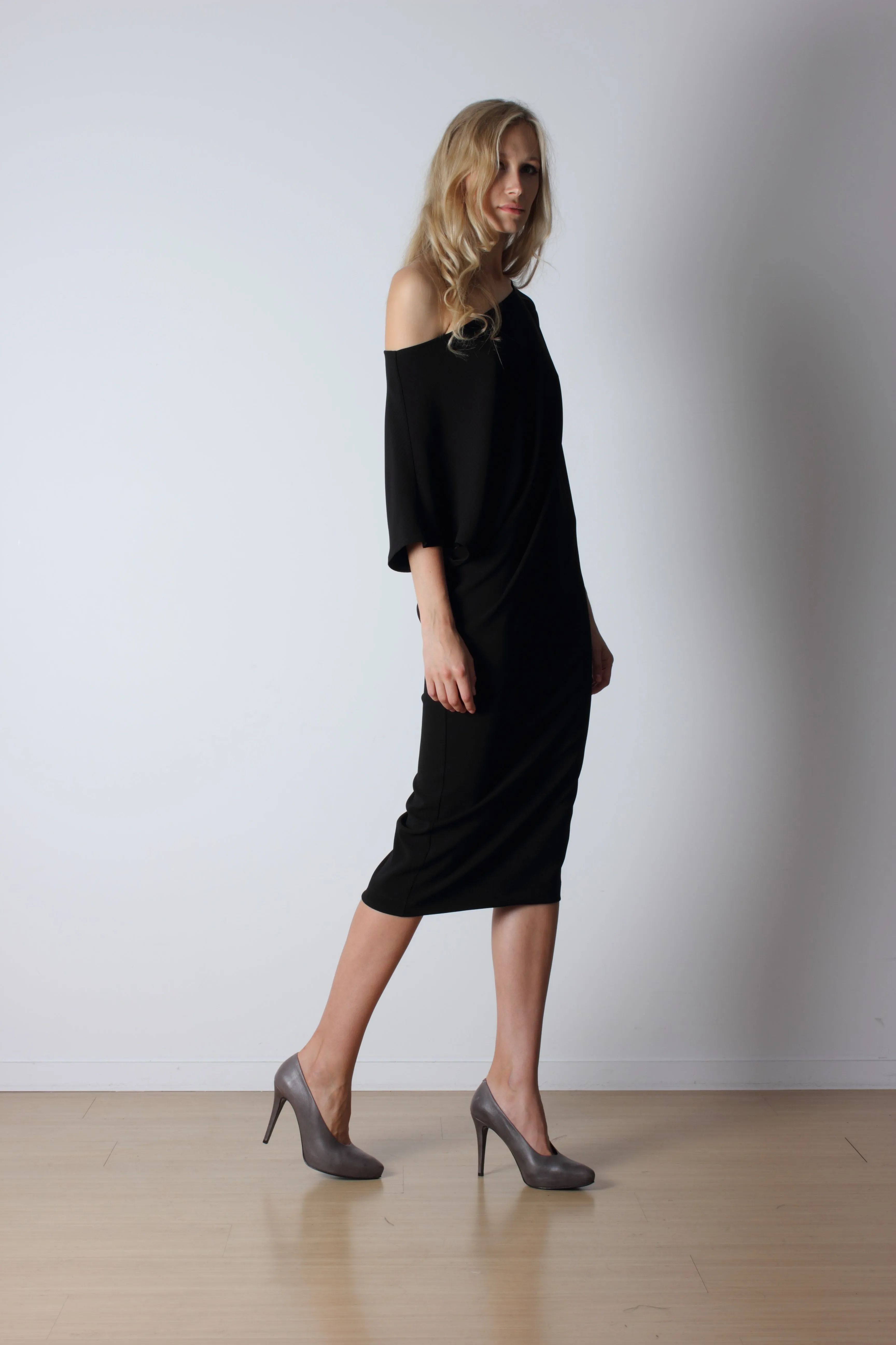 DEW DRESS - BLACK