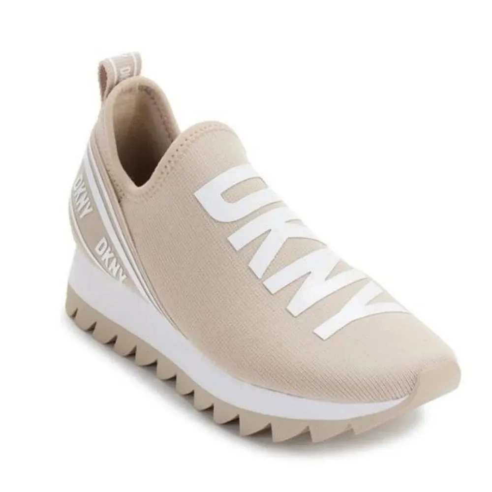 DKNY Abbi Slip-on Sneaker Women - BEG