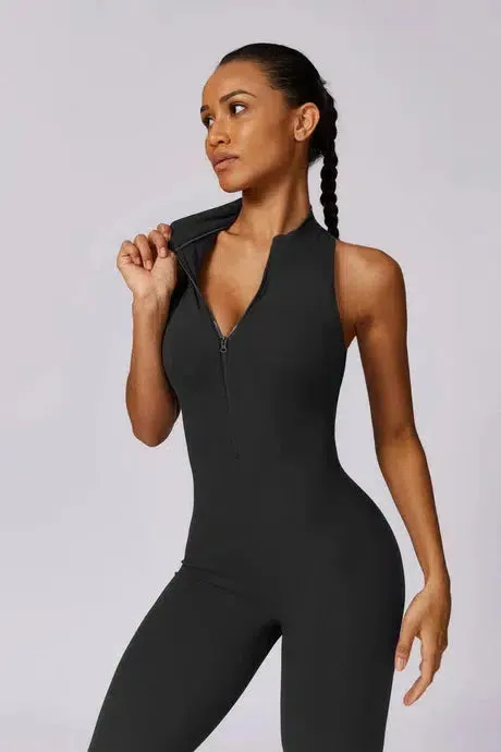 Lysandra – High-neck zip – Modern activewear suit