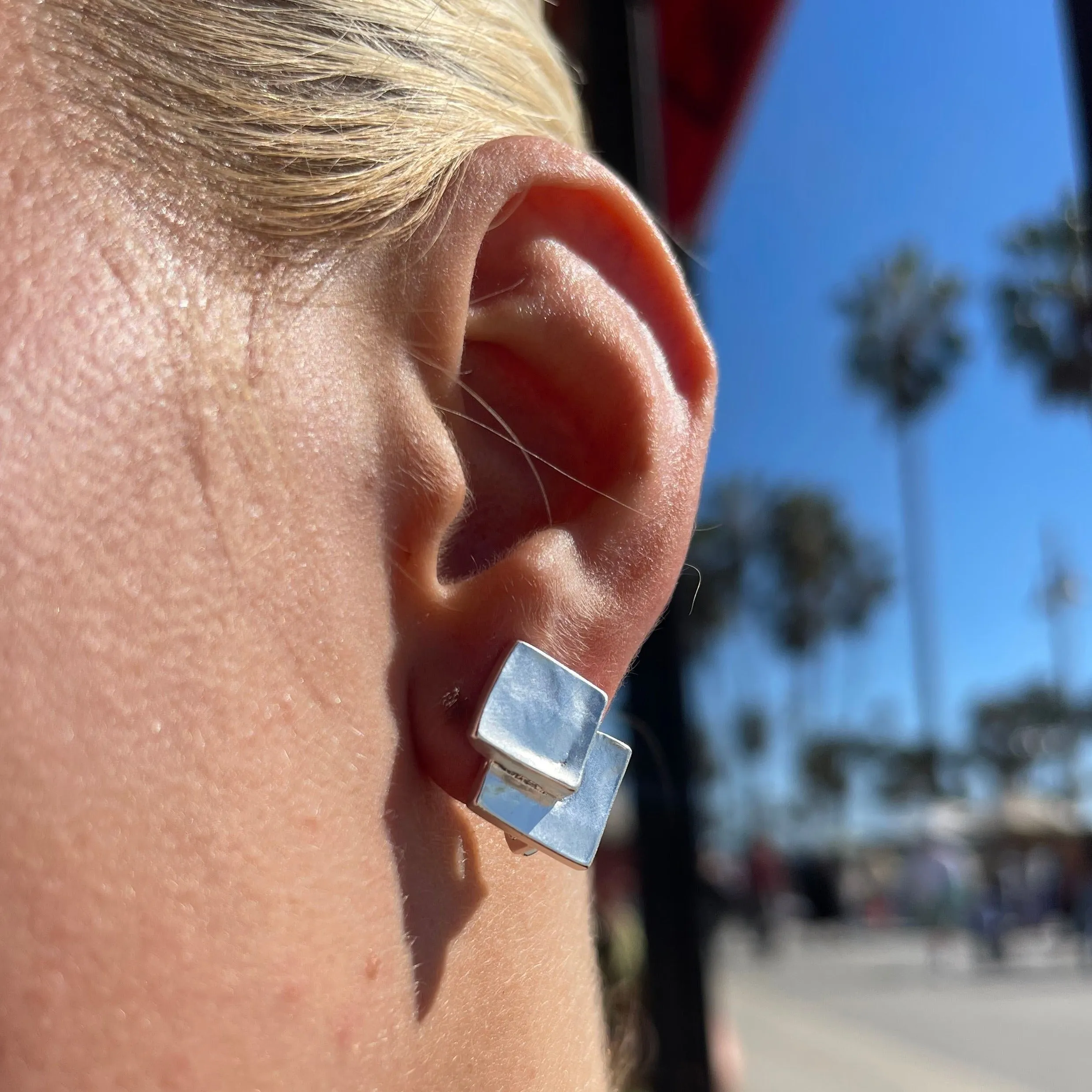 Overlap Square Clip Earrings