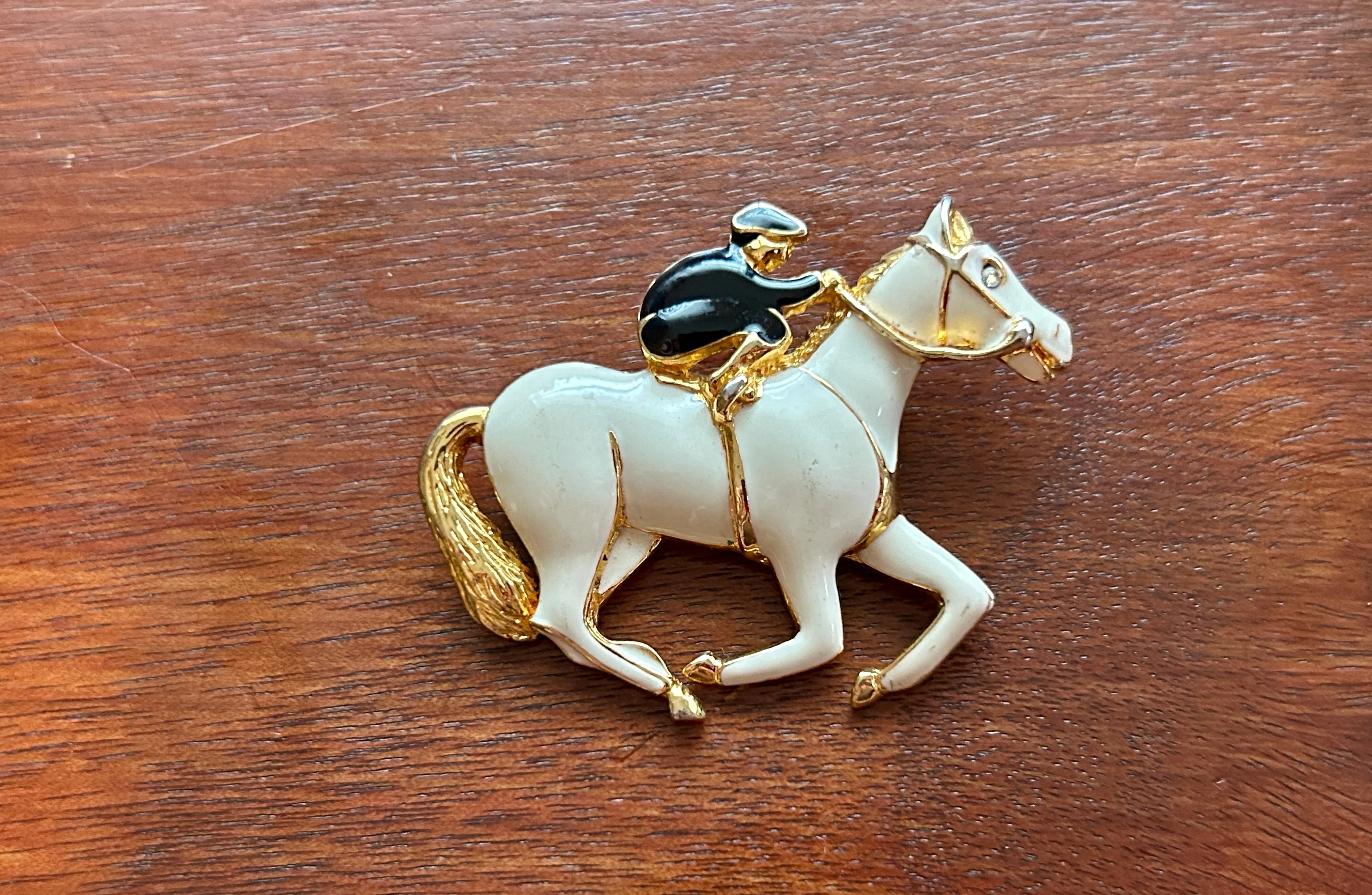 Vintage Gold Tone Black White Enamel Rhinestone Horse Jockey Derby Brooch Pin