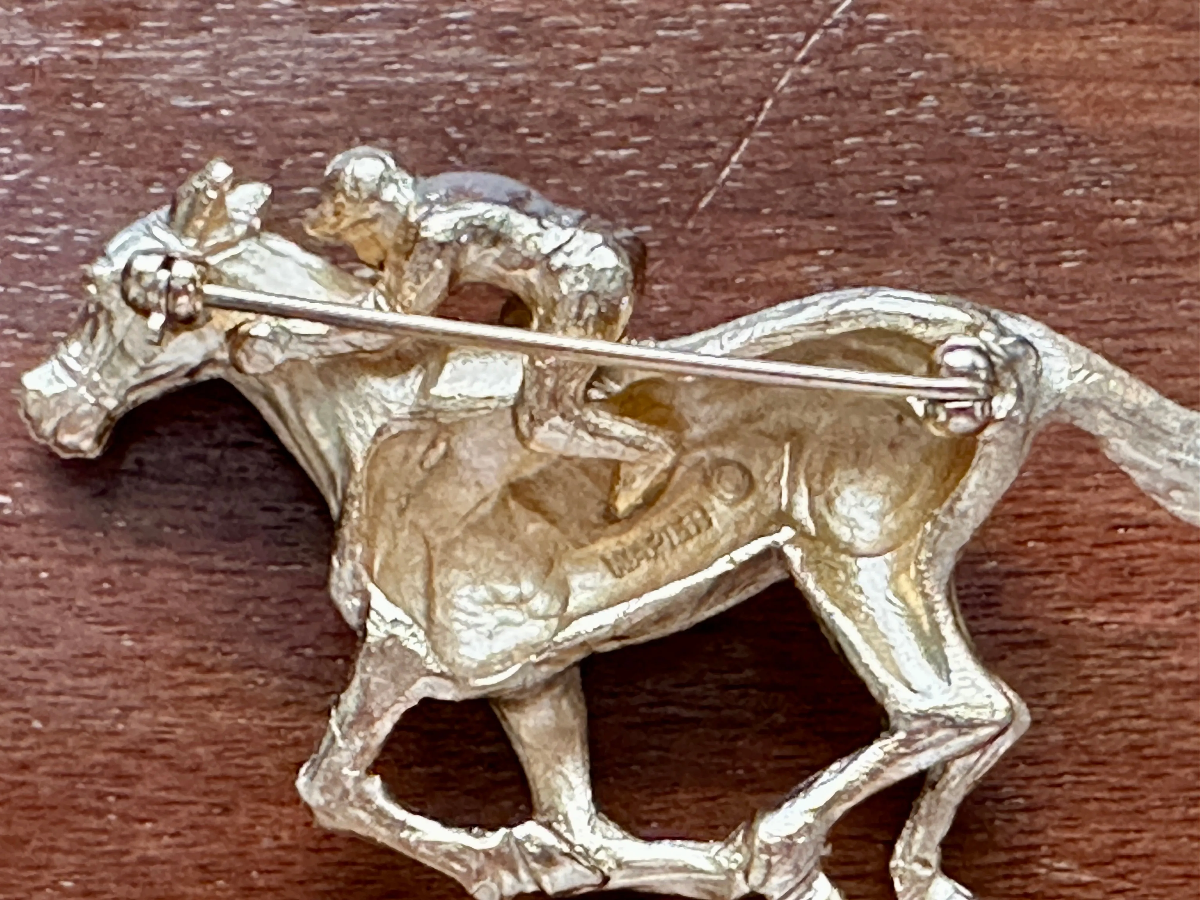 Vintage Signed Napier Gold Tone Horse Jockey Derby Race Galloping Brooch Pin